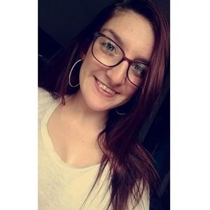 Meet your Posher, Mackenzie